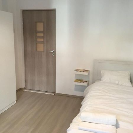 Relaxing Apartment And Great Location Bucarest Esterno foto