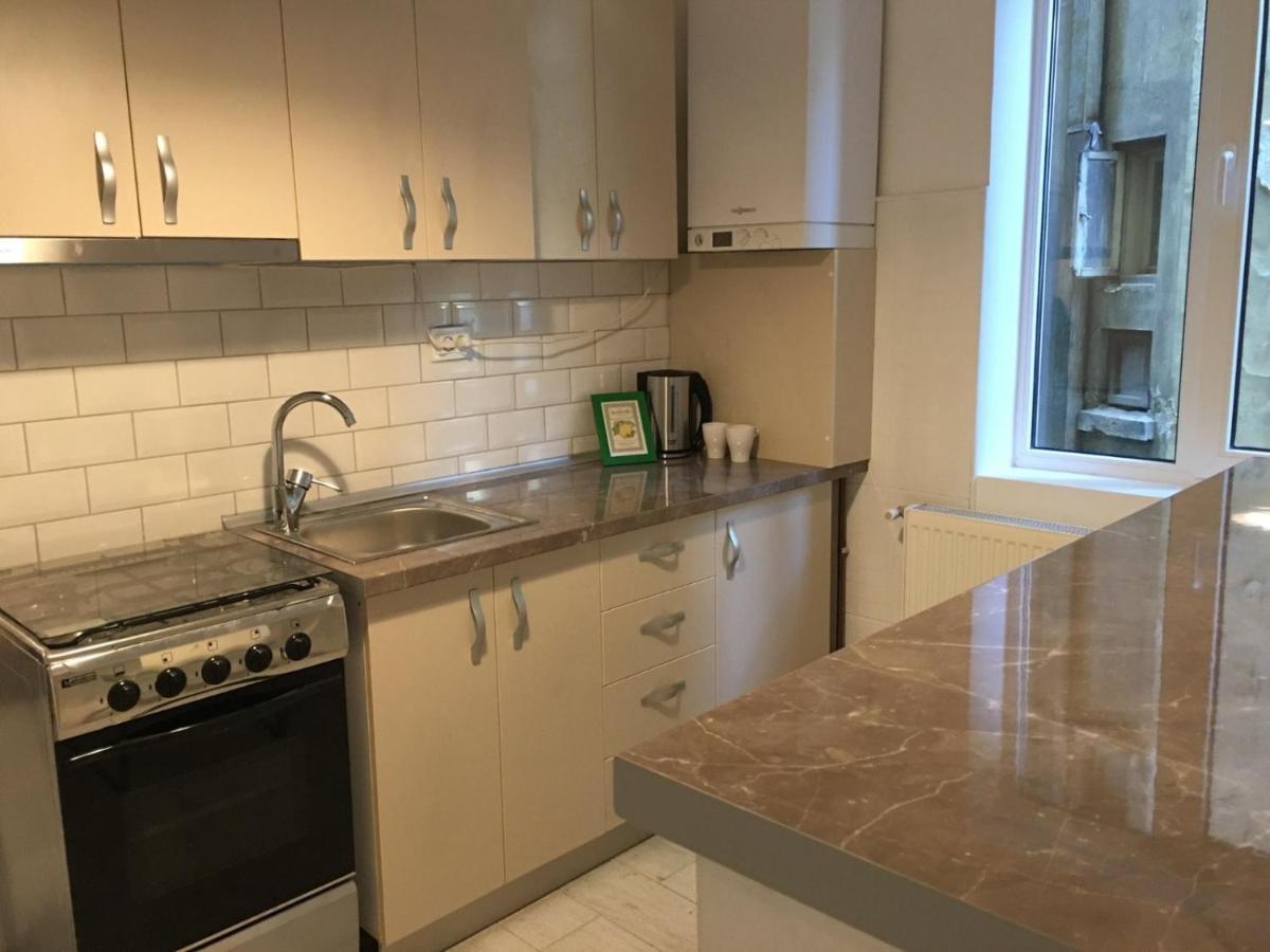 Relaxing Apartment And Great Location Bucarest Esterno foto