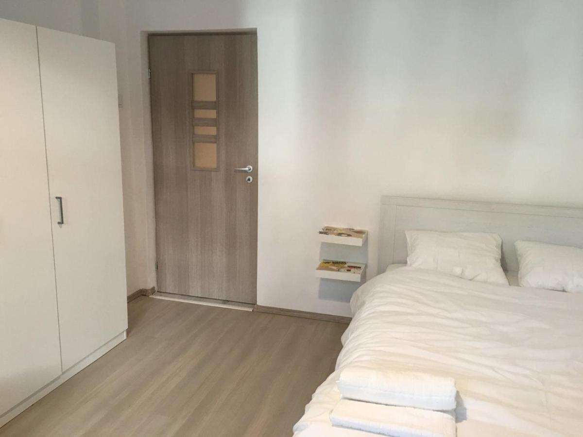 Relaxing Apartment And Great Location Bucarest Esterno foto
