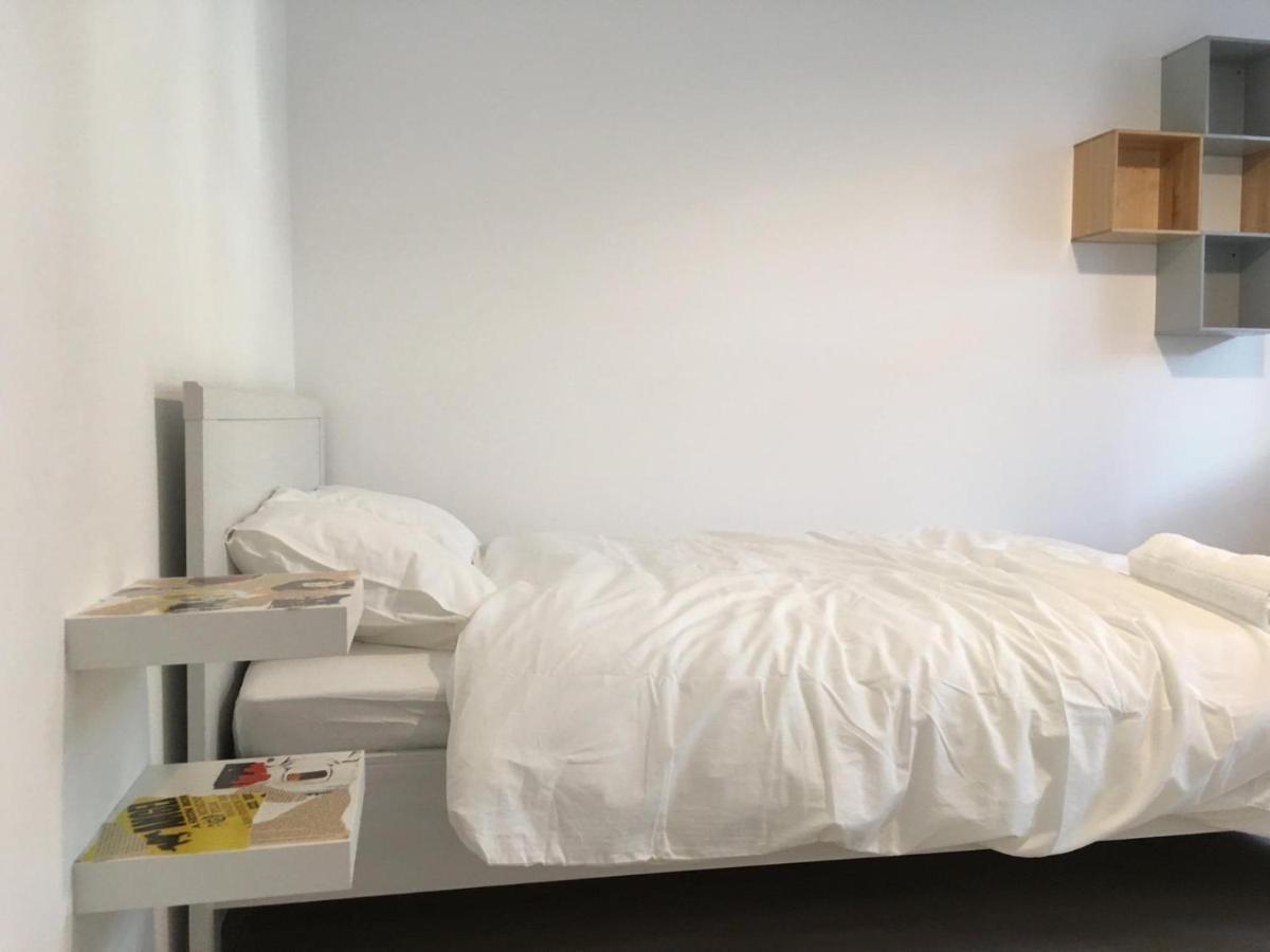Relaxing Apartment And Great Location Bucarest Esterno foto