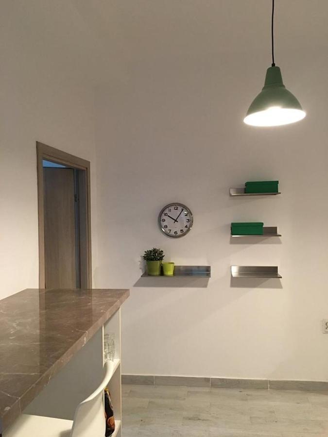 Relaxing Apartment And Great Location Bucarest Esterno foto