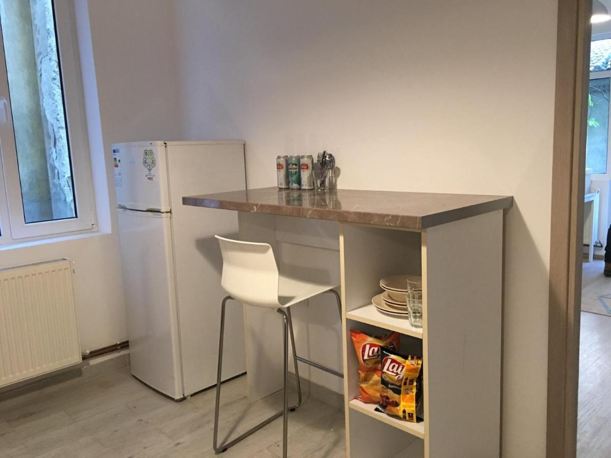 Relaxing Apartment And Great Location Bucarest Esterno foto