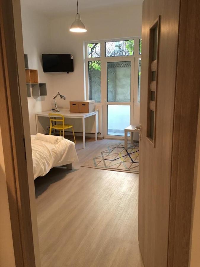 Relaxing Apartment And Great Location Bucarest Esterno foto
